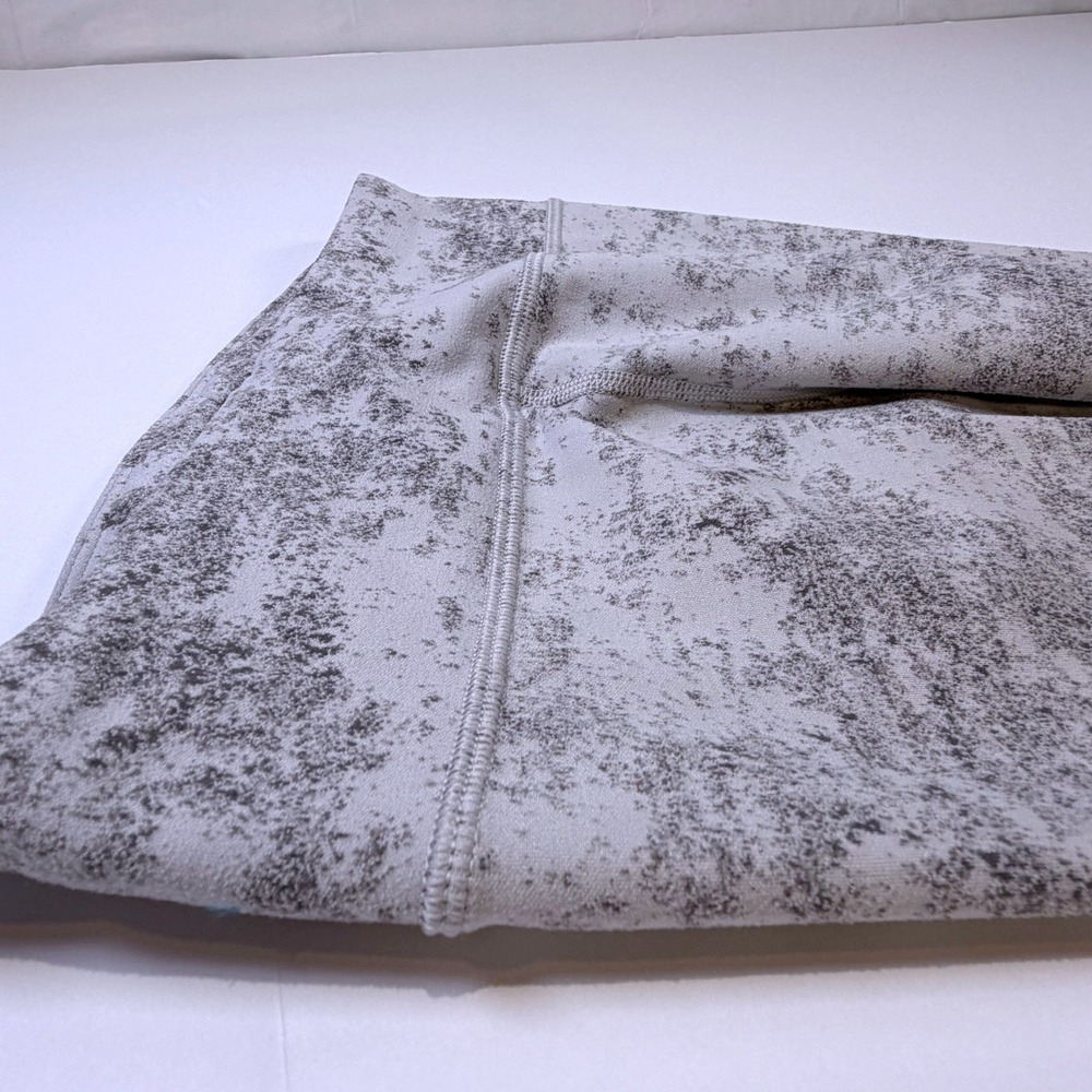 Athleta Girl High Rise Textured Chit Chat Tight Gray Leggings Size L 12 259A5 - Picture 8 of 8
